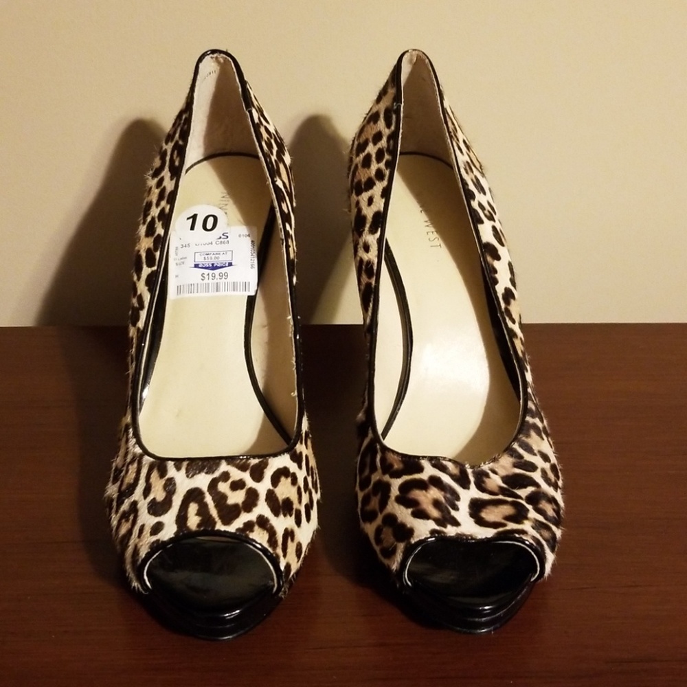 🔥💄 Ninewest Leopard Peep Toe Heels